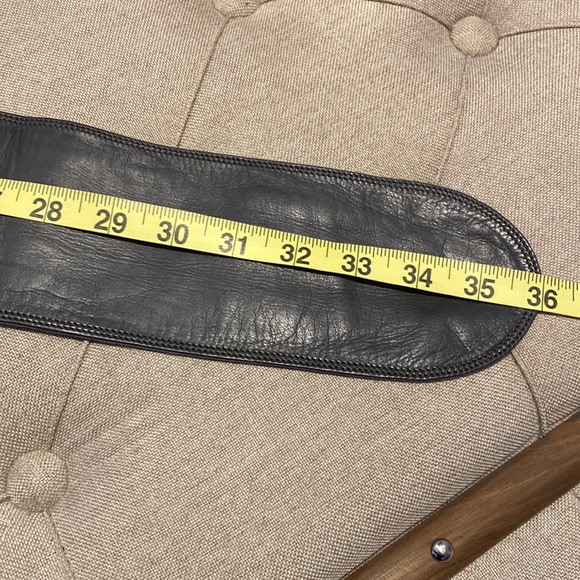 Auth GUCCI Soft Leather Belt - Picture 10 of 13